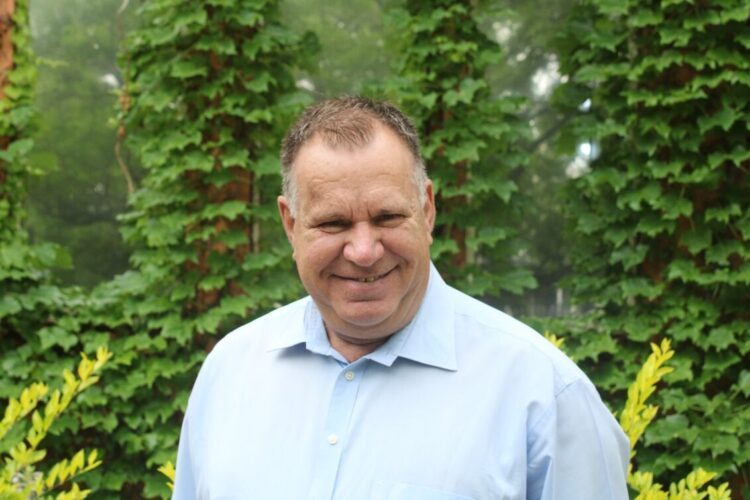 Mr. Buck Venter