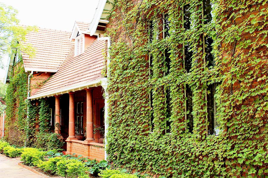 Kimberley Girls High School Photo of School Outside